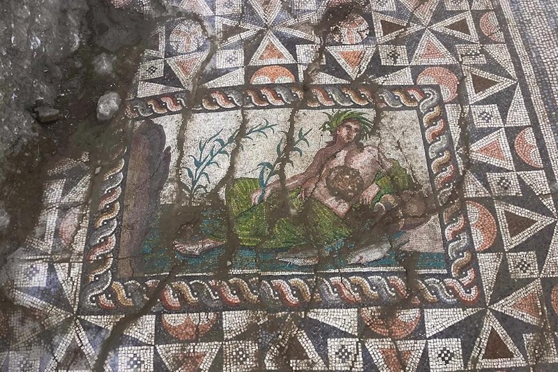 Eurymedon nehir tanrisi detay