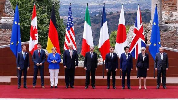 G7 Zirvesi'nde liderler