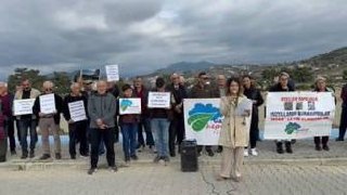 Koru Sahili'ni korumak için bir araya gelen sivil toplum örgütleri ve vatandaşlar