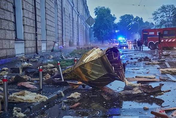 Rus hava saldırısı sonrası Kiev'deki tarihi katedralde hasar