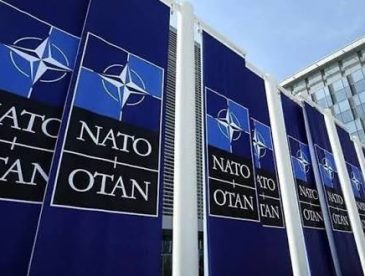 NATO OTAN bannerları